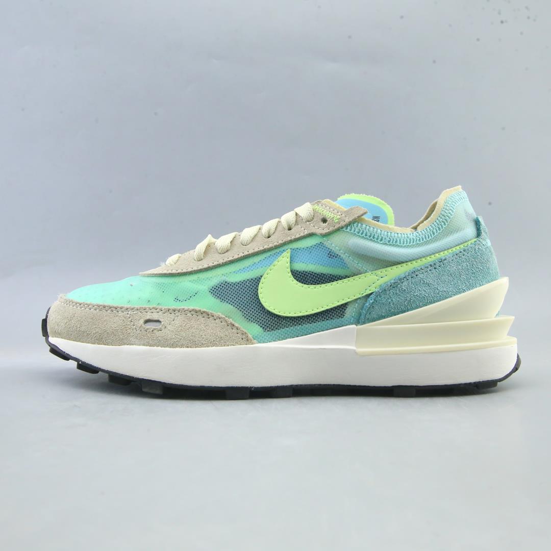 NIKE WAFFLE ONE