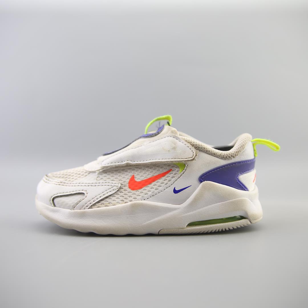 NIKE AIR MAX BOLT
