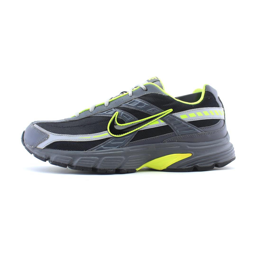 NIKE INITIATOR