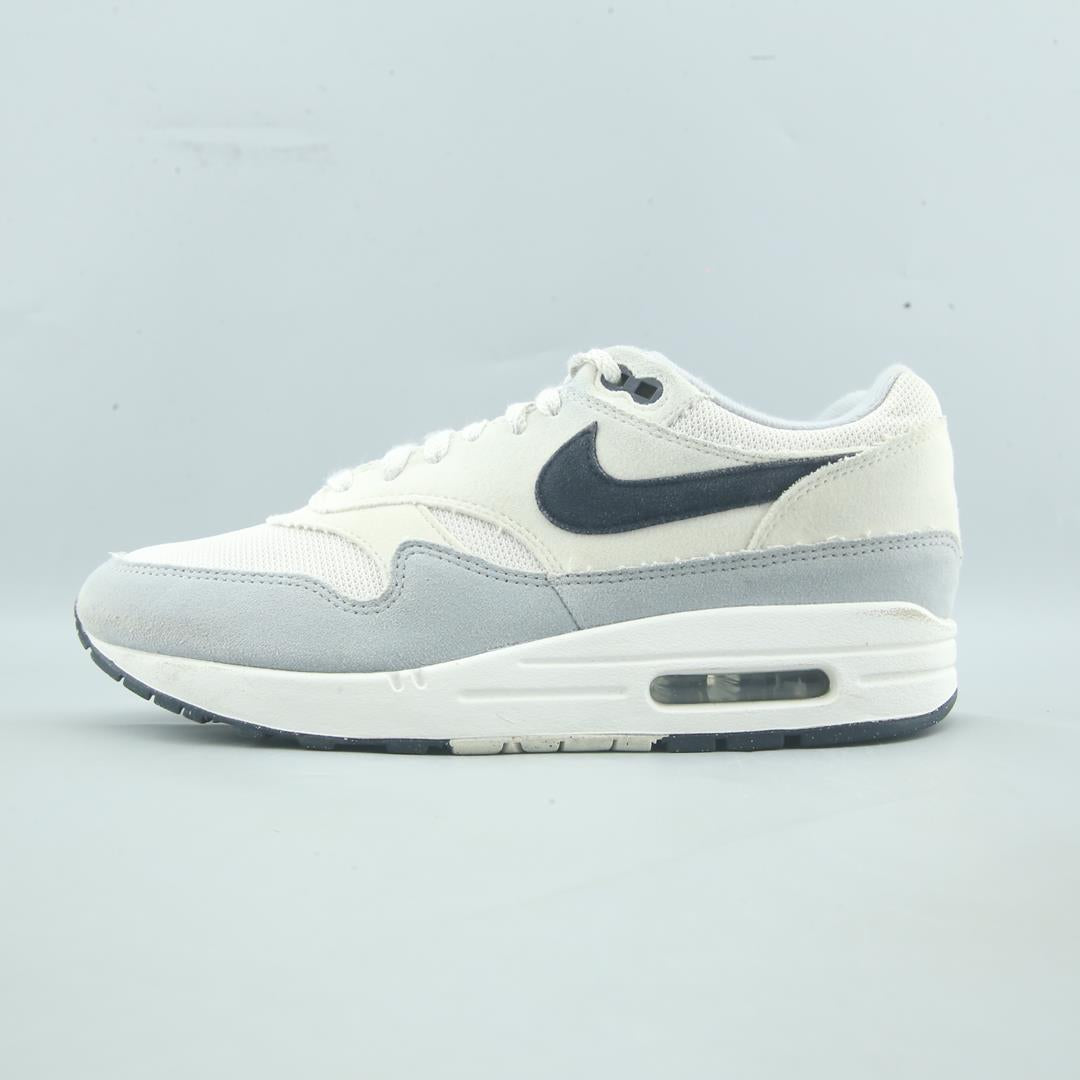 NIKE AIR MAX 1