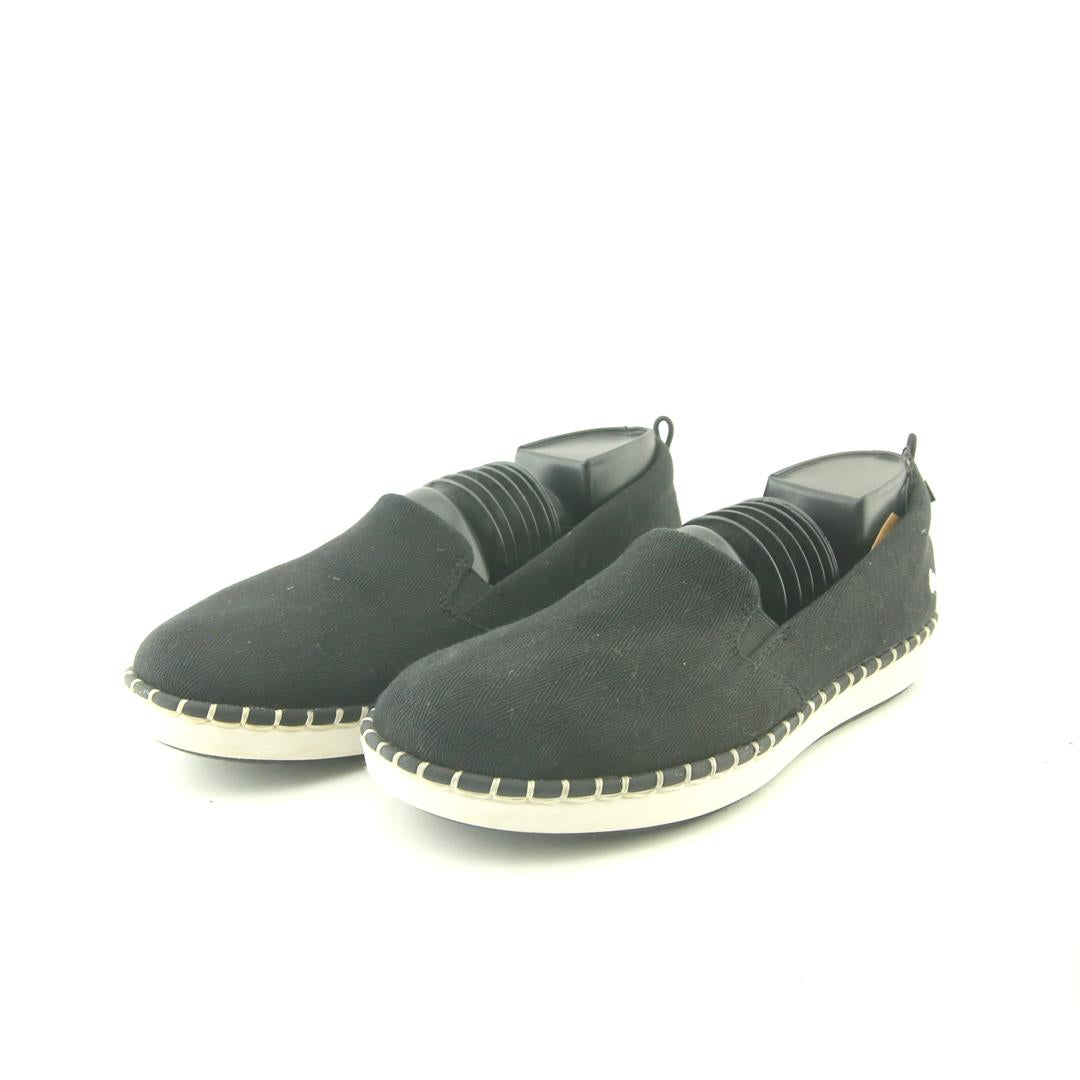 CLARKS CLOUD STEPPERS