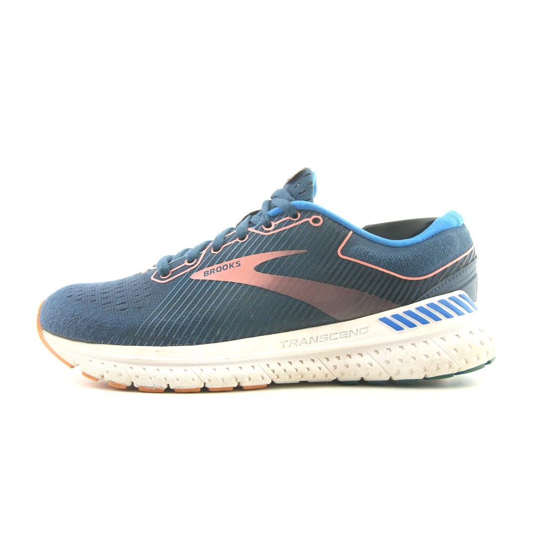 BROOKS TRANSCEND 7