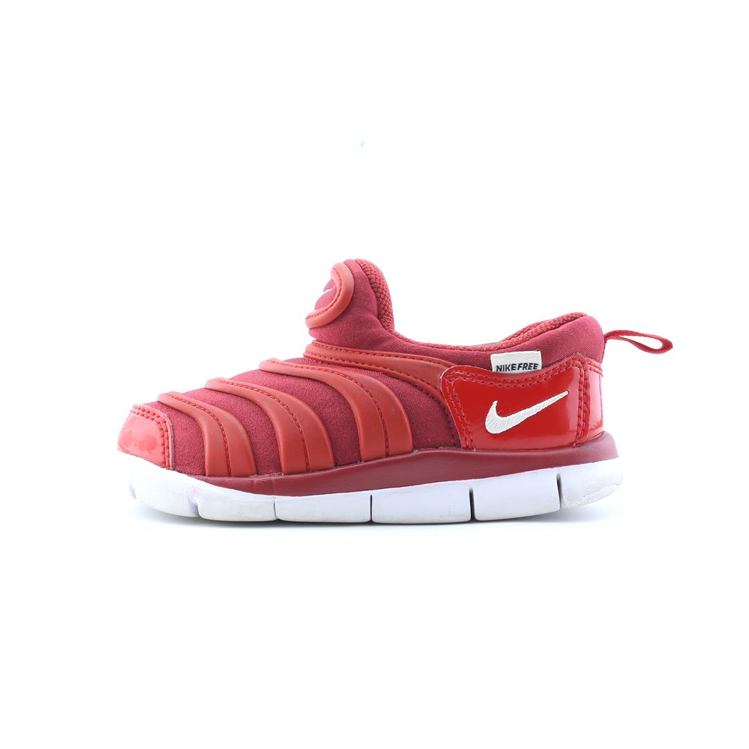 NIKE DYNAMO FREE