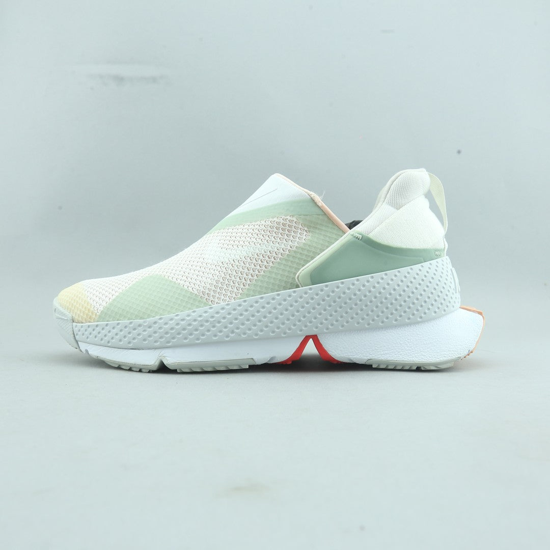 NIKE GO FLYEASE