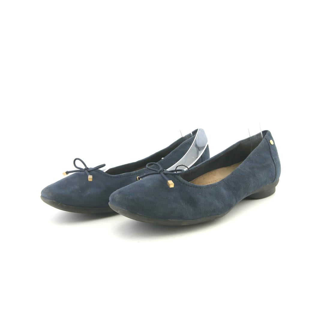 CLARKS .