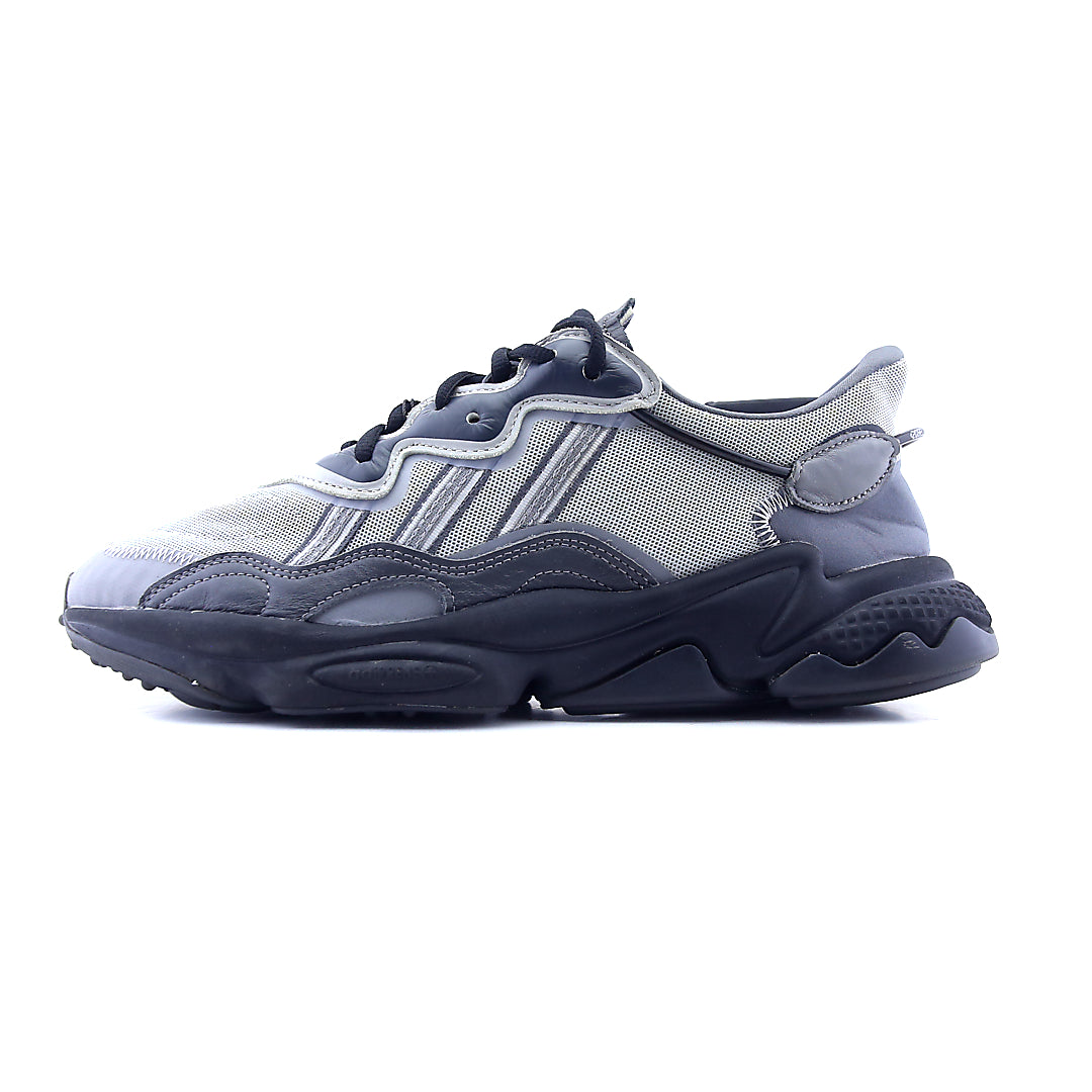 ADIDAS OZWEEGO
