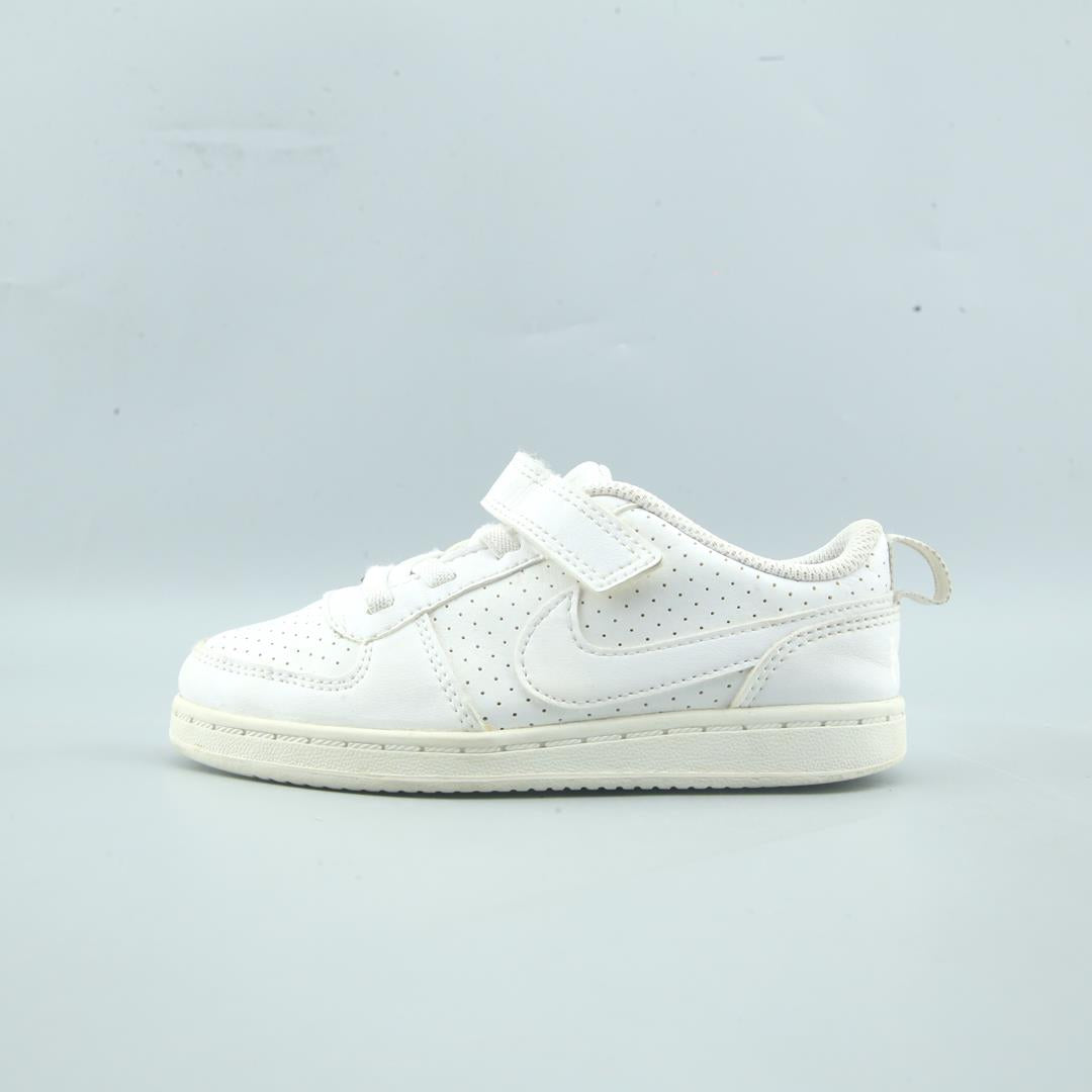 NIKE COURT BOROUGH LOW