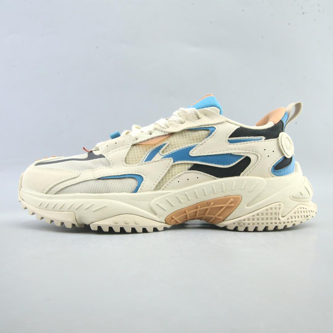 LI-NING YUECHUAN