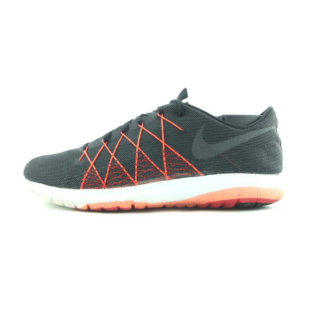 NIKE FLEX FURY 2