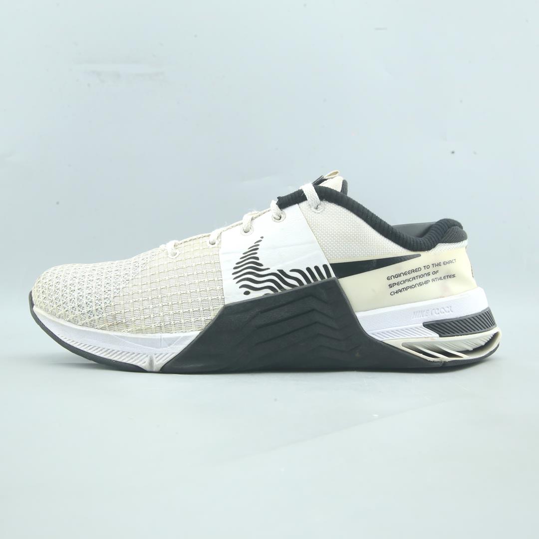 NIKE METCON 8