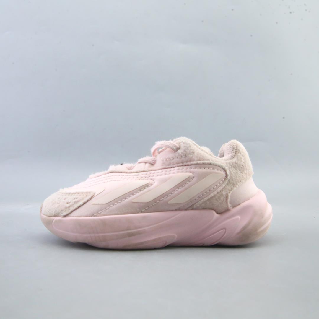 ADIDAS OZELIA I