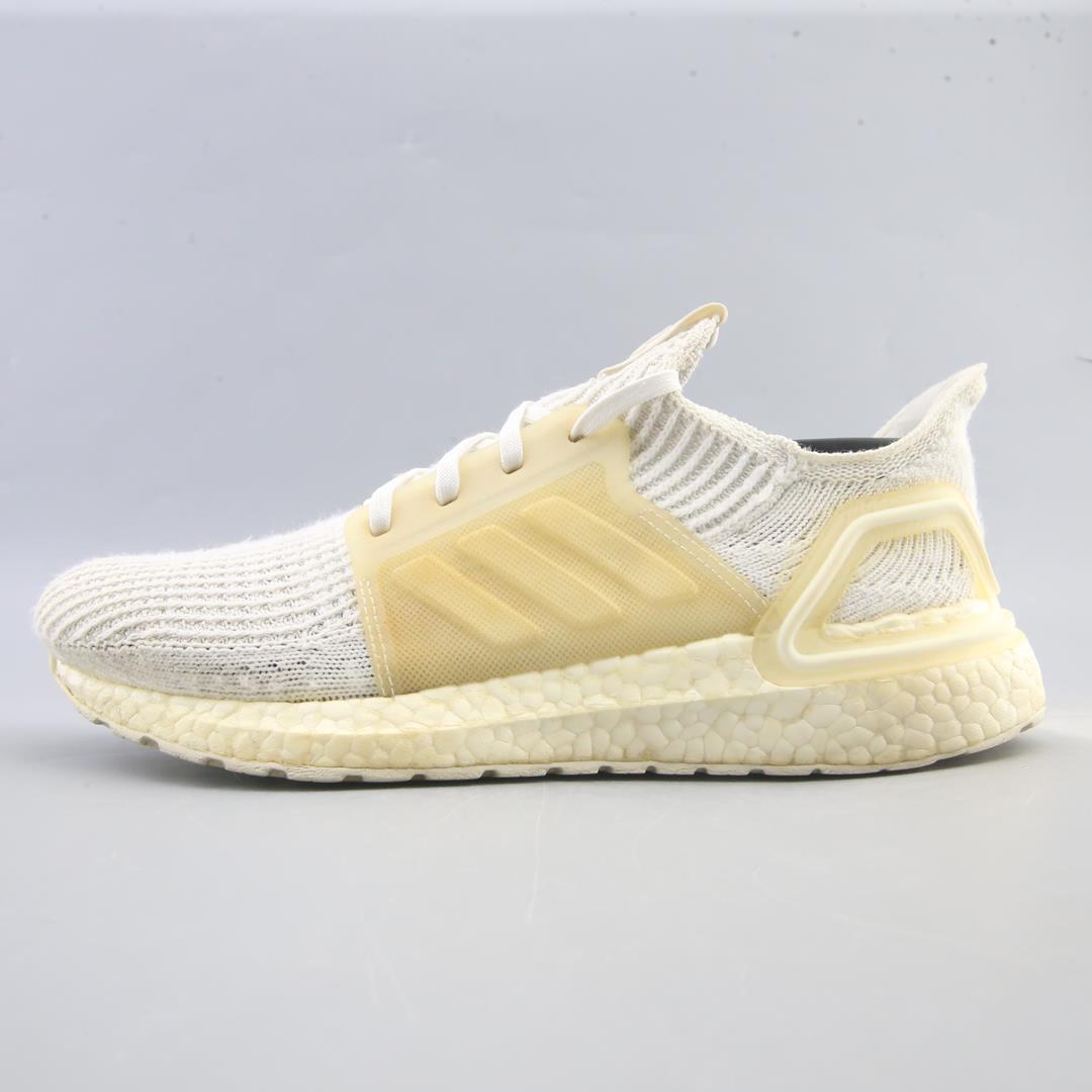 ADIDAS ULTRA BOOST 19