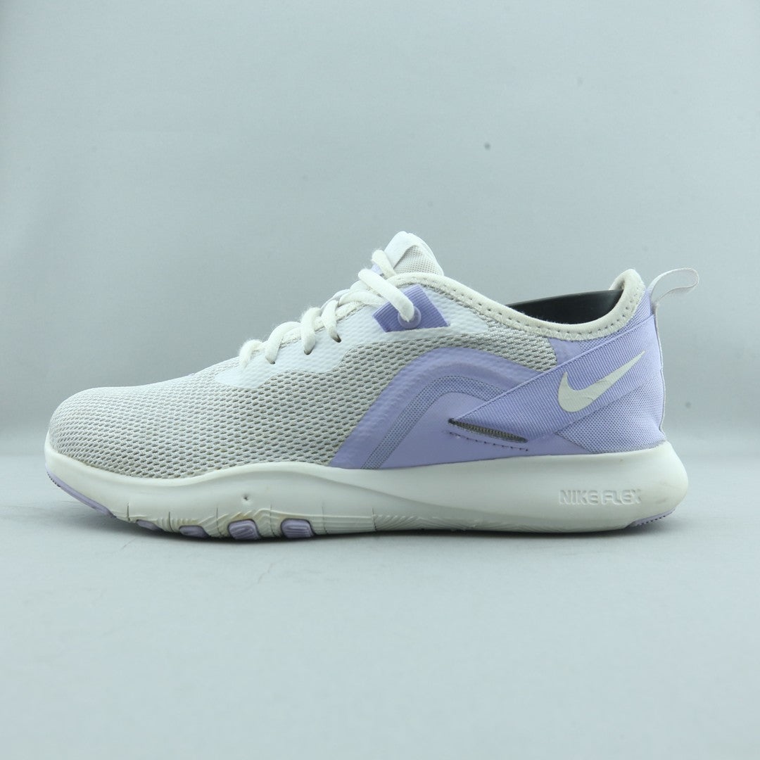 NIKE FLEX TR 9