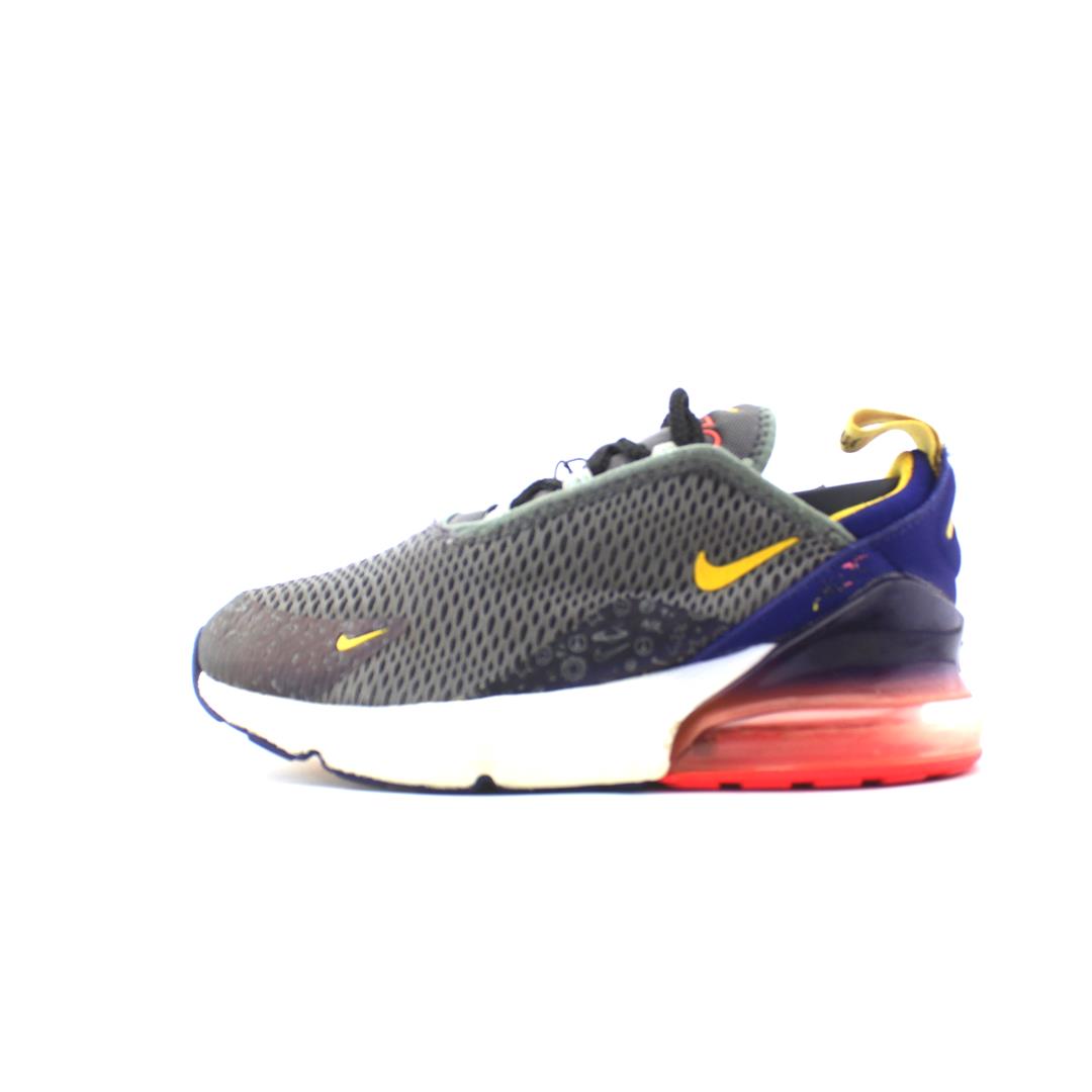 NIKE AIR MAX 270