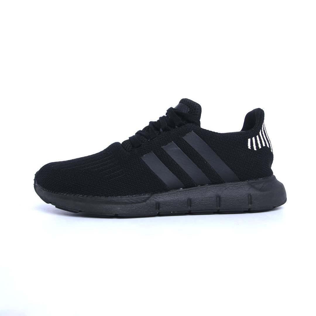 ADIDAS SWIFT RUN