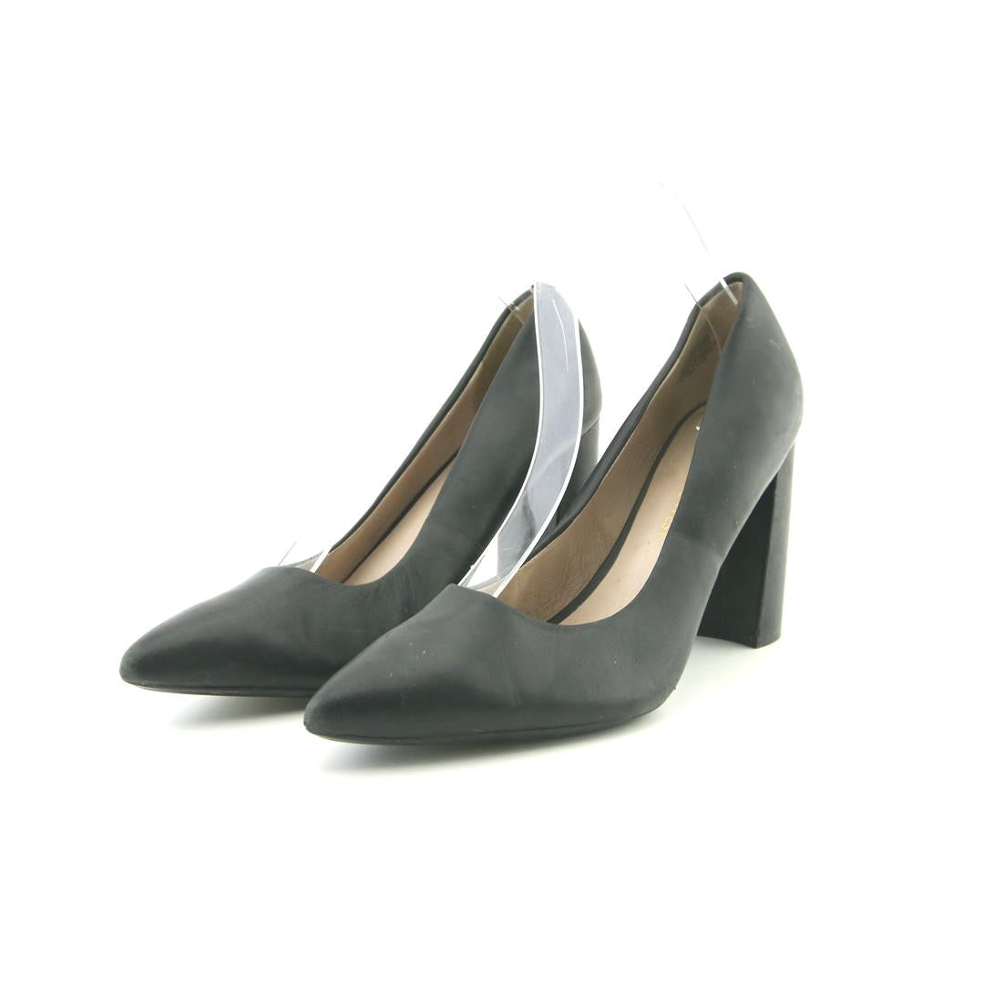 NINE WEST ASTORIA