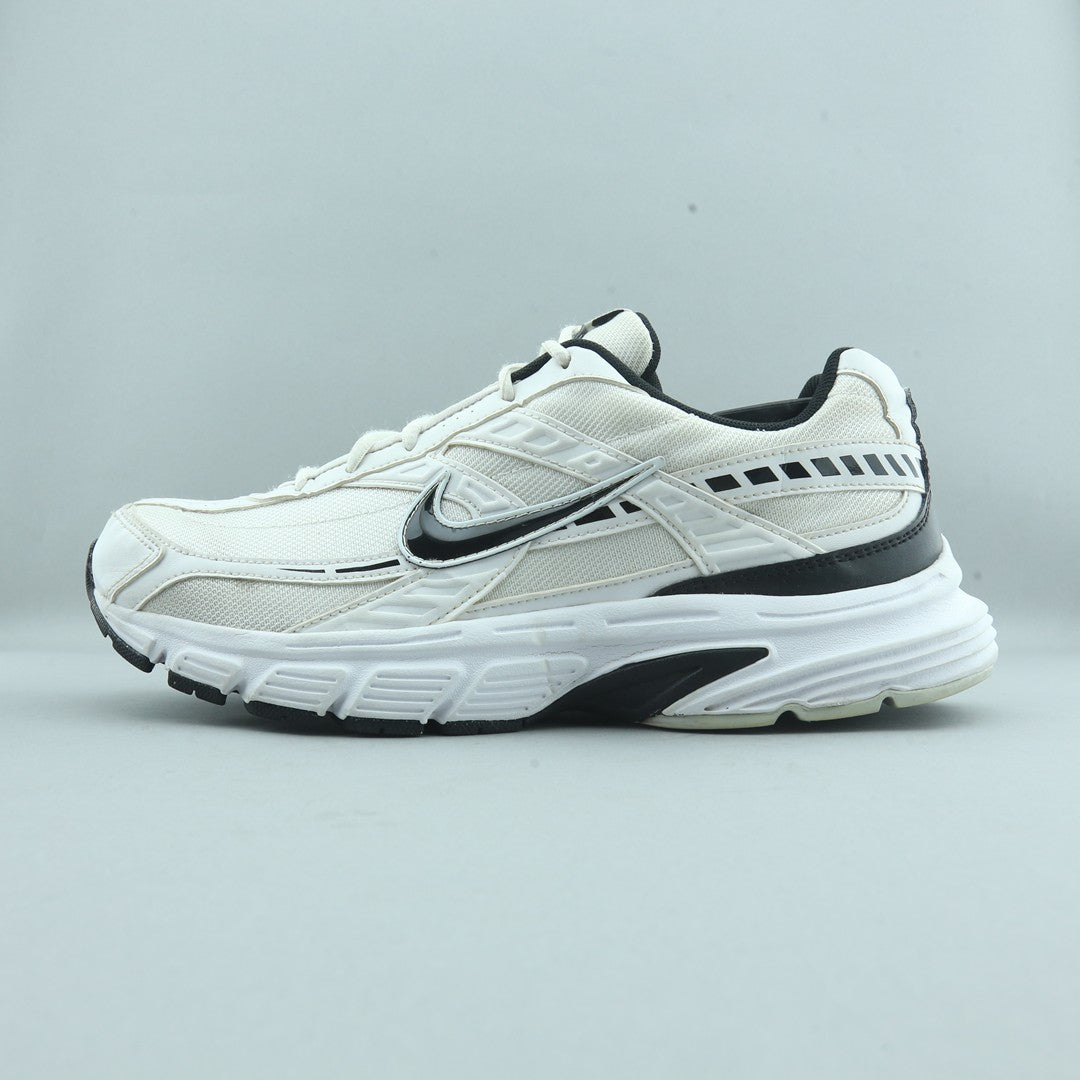 NIKE INITIATOR