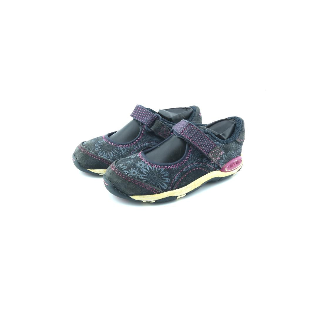 STRIDE RITE .