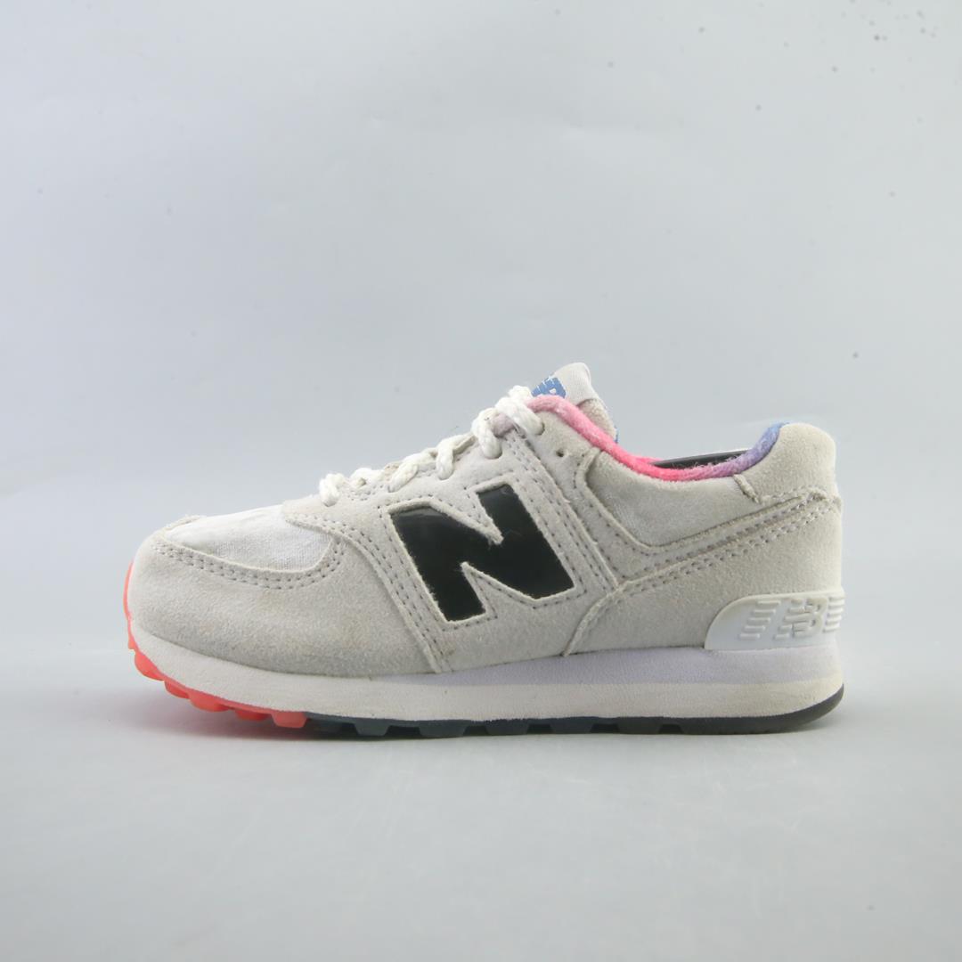 NEW BALANCE 574