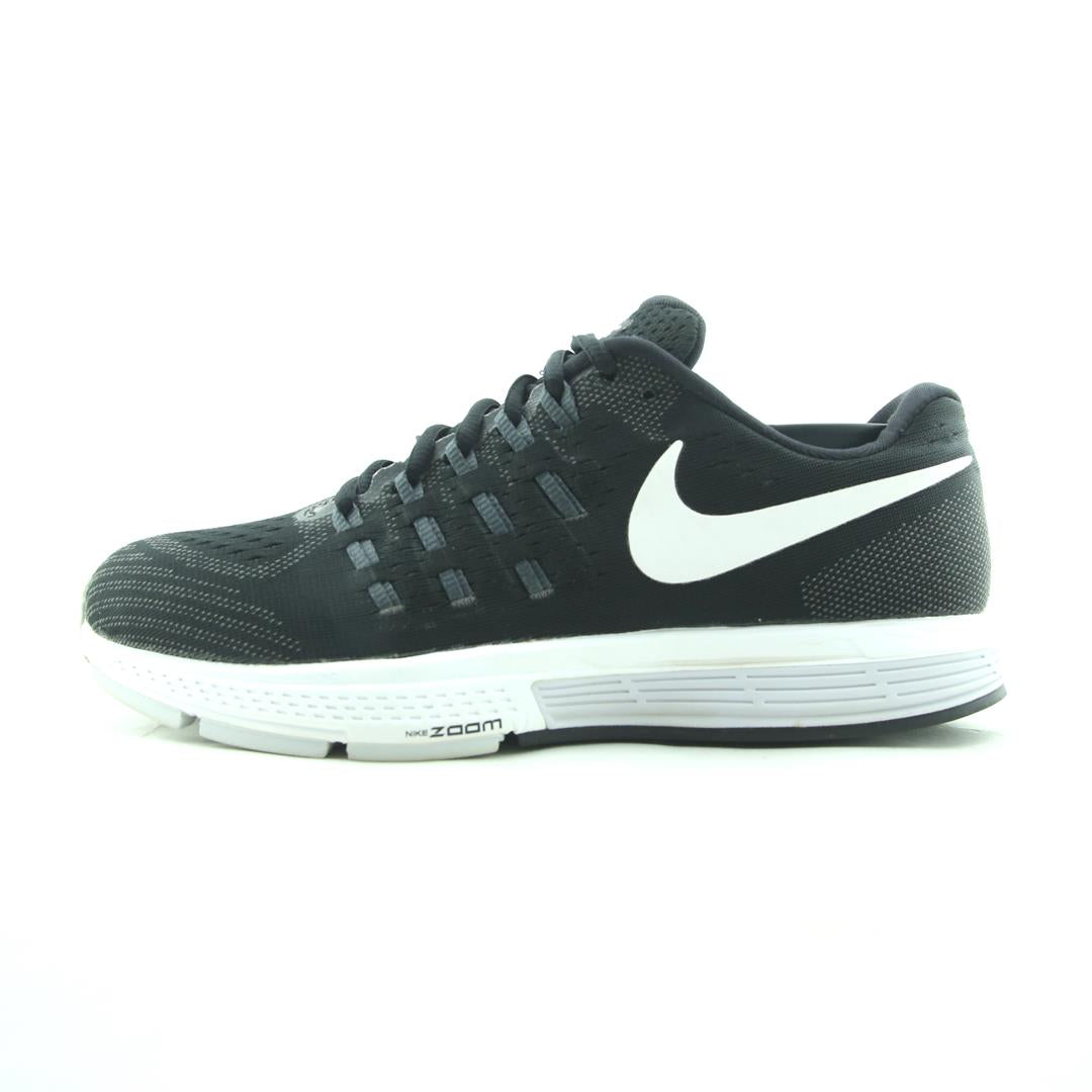 NIKE ZOOM VOMERO 11