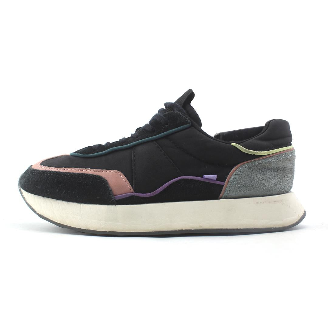 ZARA. .