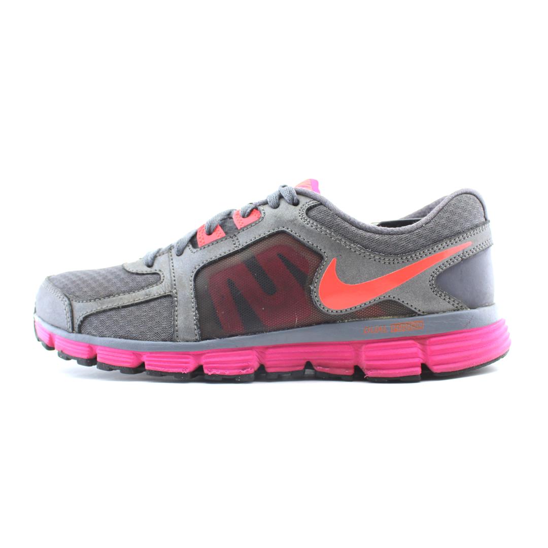 NIKE DUAL FUSION ST 2