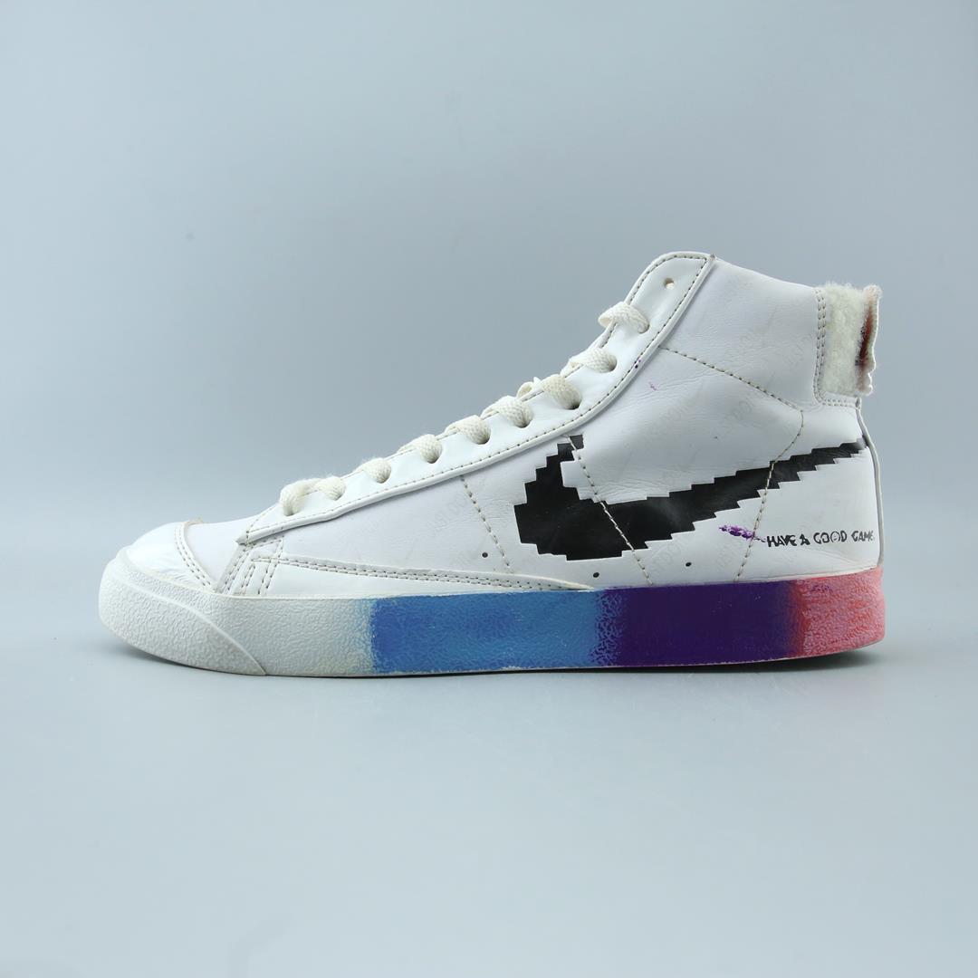 NIKE BLAZER MID 77