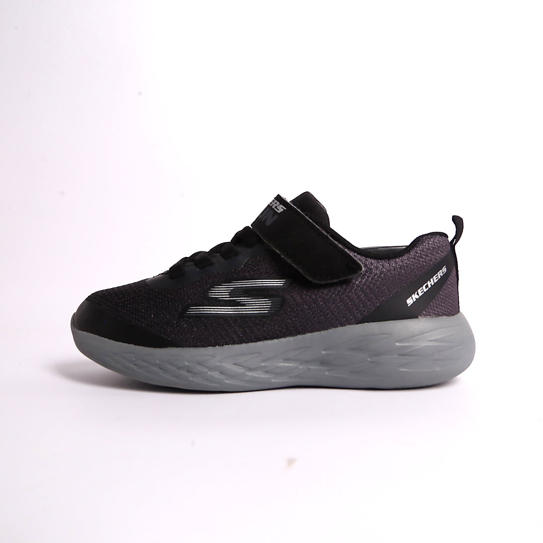 SKECHERS GO RUN