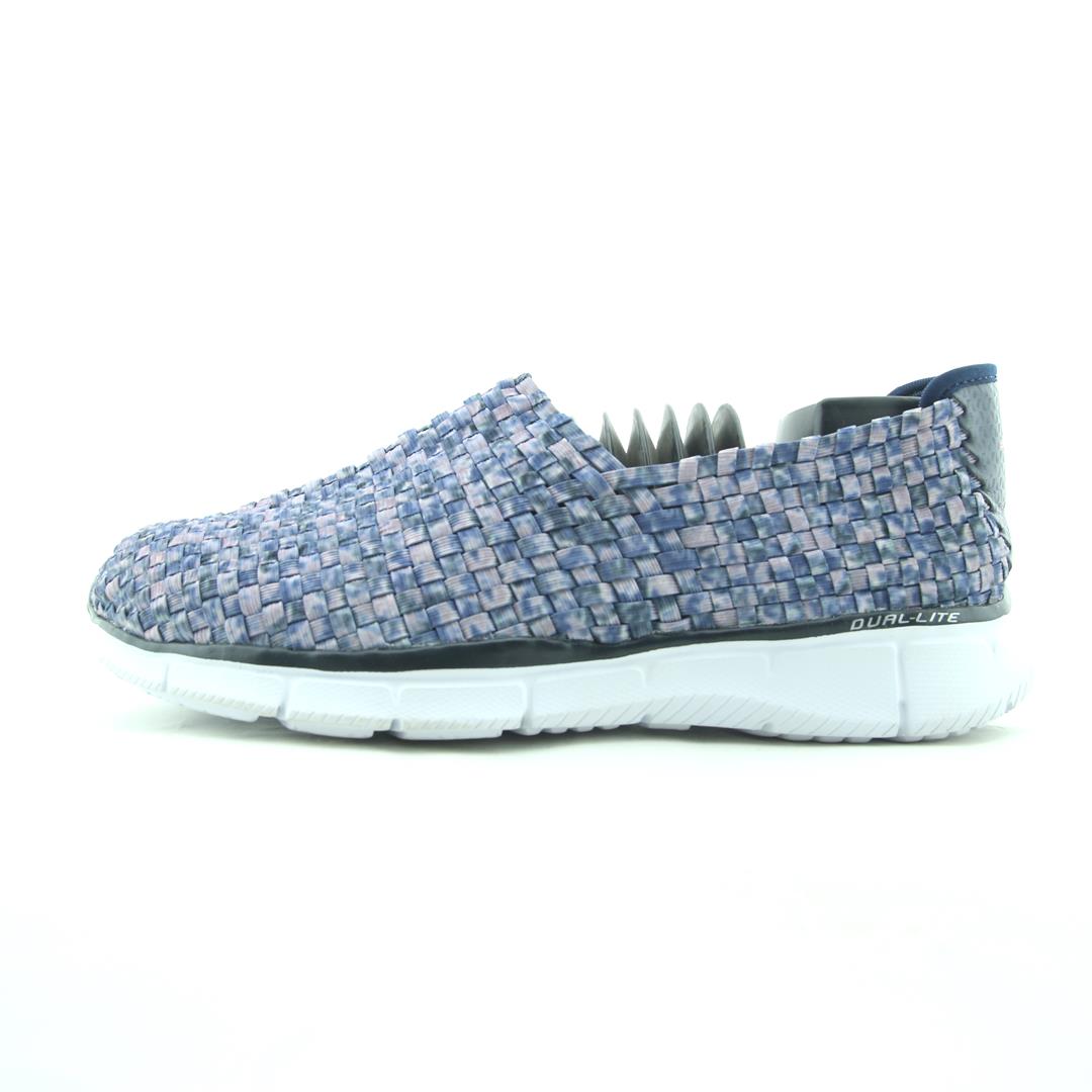 SKECHERS MEMORY FOAM