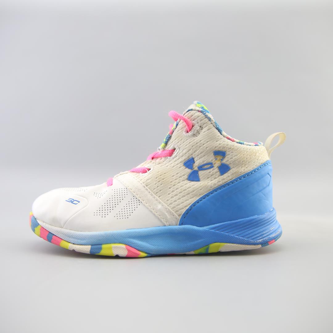 UNDER ARMOUR 30