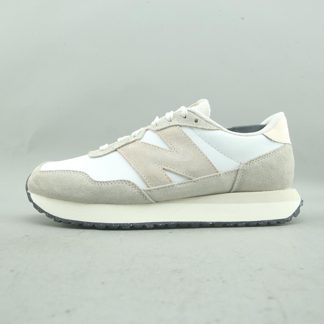 NEW BALANCE 237