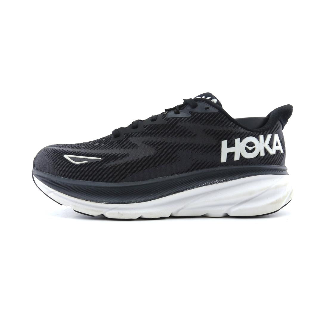 HOKA ONE ONE CLIFTON 9