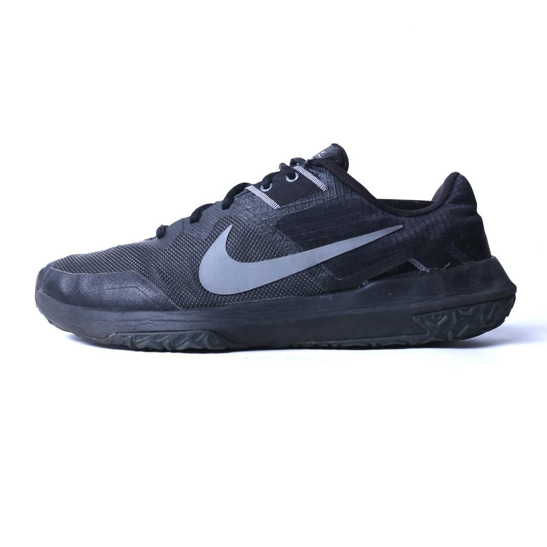 NIKE VARSITY COMPETE TR 3