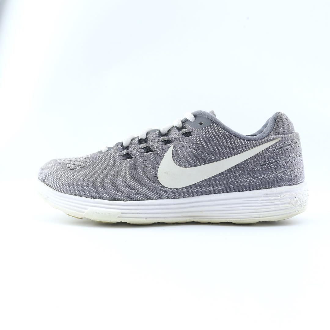 NIKE LUNARTEMPO 2