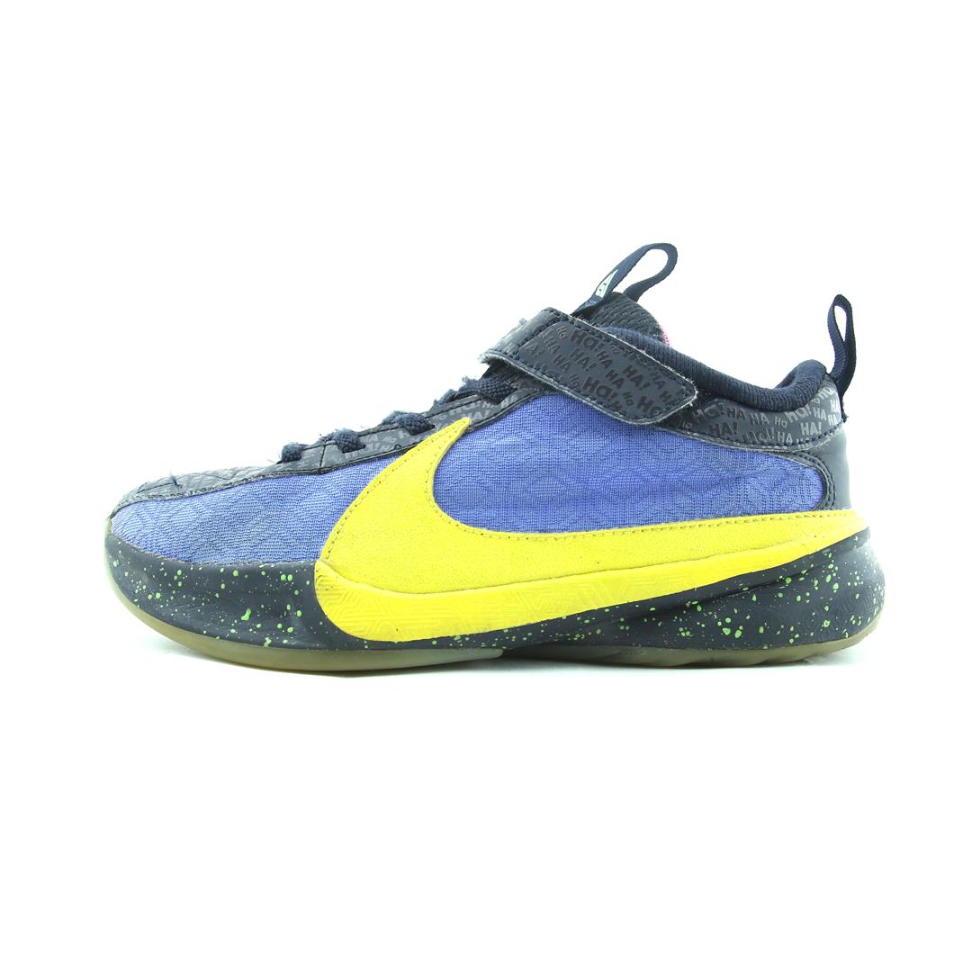 NIKE ZOOM FREAK 5