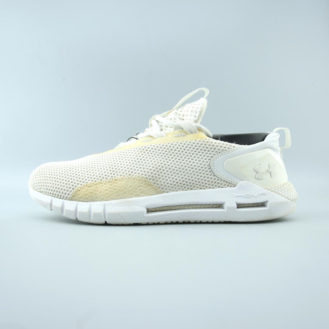 UNDER ARMOUR HOVR STRT