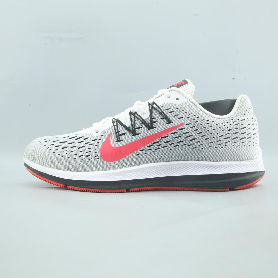 NIKE AIR ZOOM WINFLO 5
