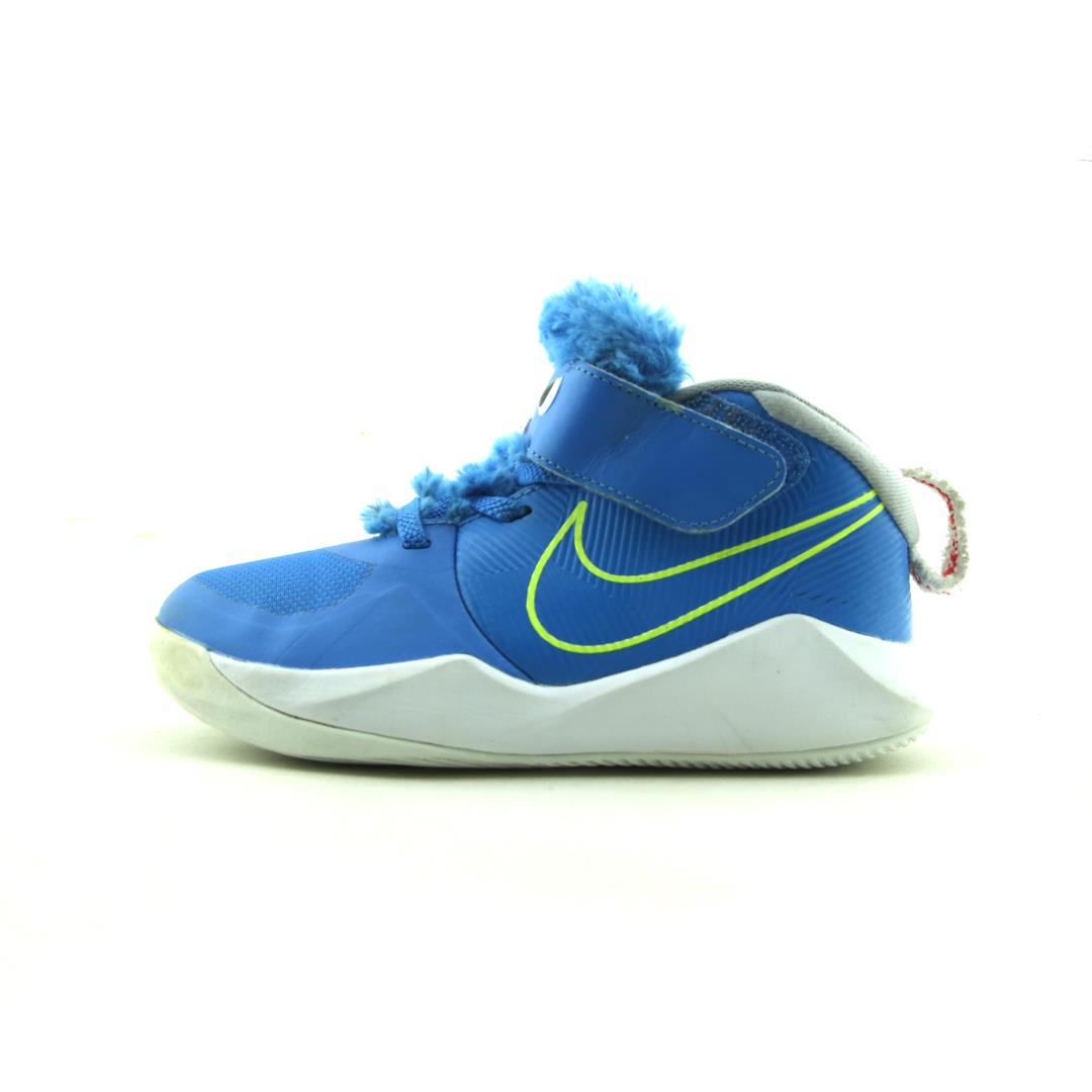 NIKE TEAM HUSTLE D9