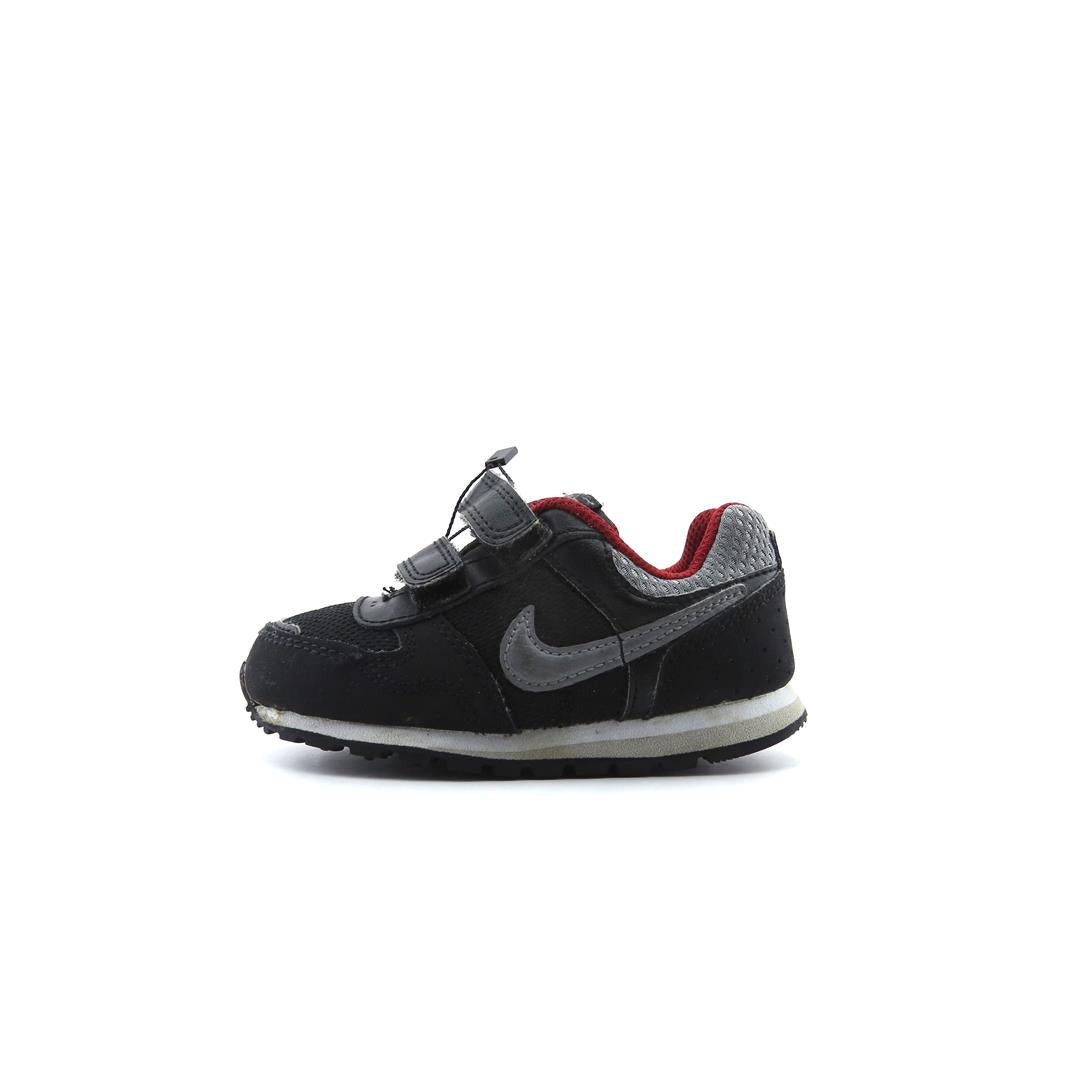 NIKE MD RUNNER