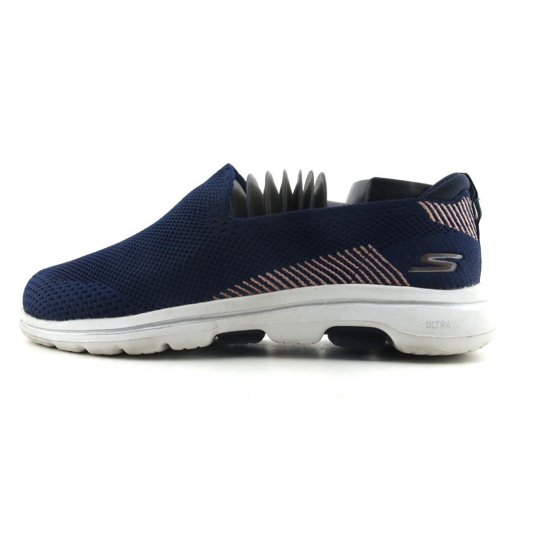 SKECHERS GO WALK 5