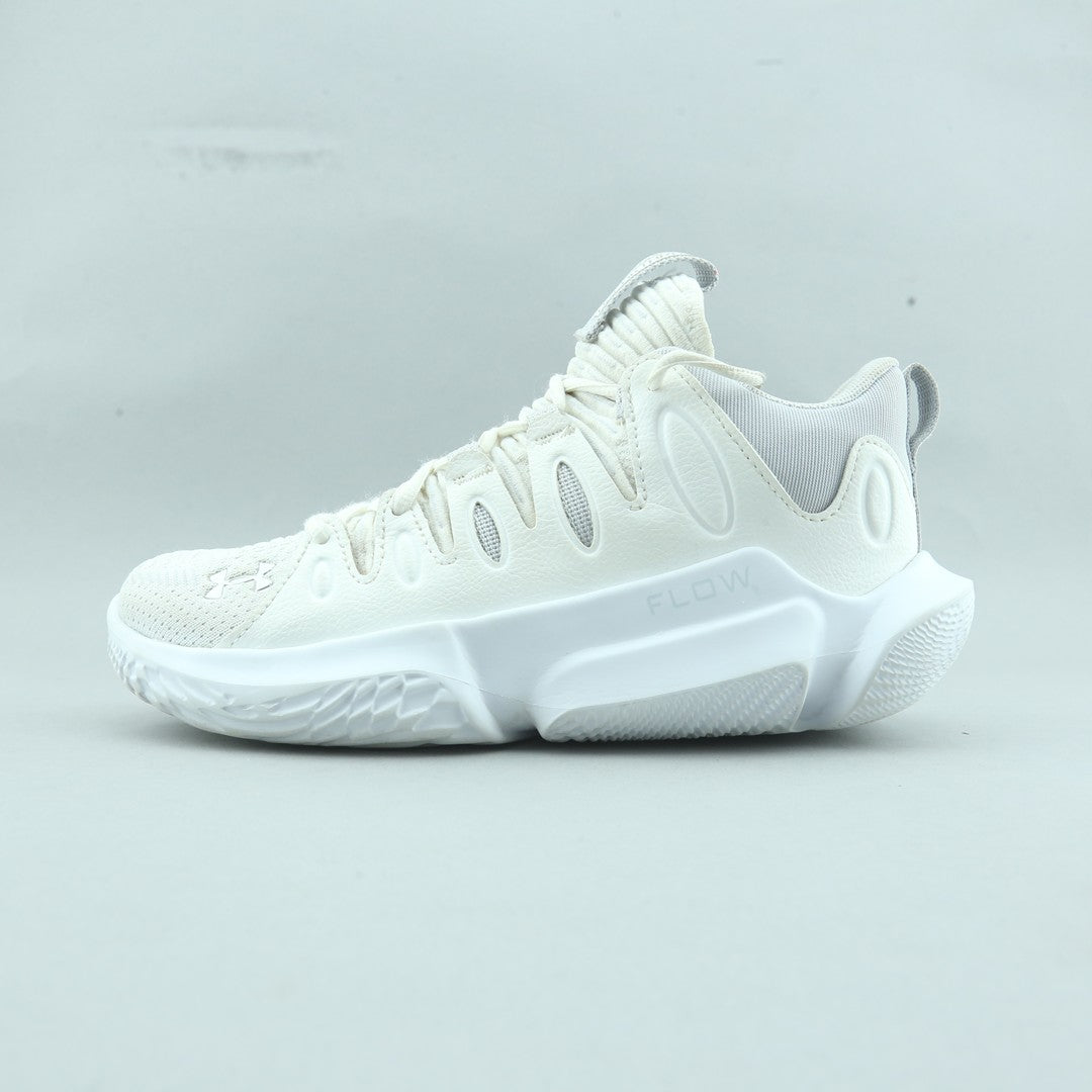 UNDER ARMOUR FLOW BREAKTHRU 4