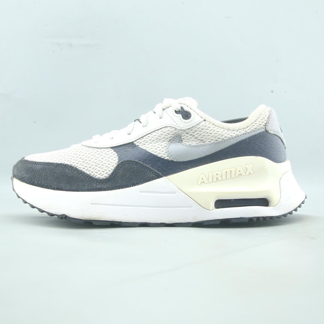 NIKE AIR MAX SYSTM