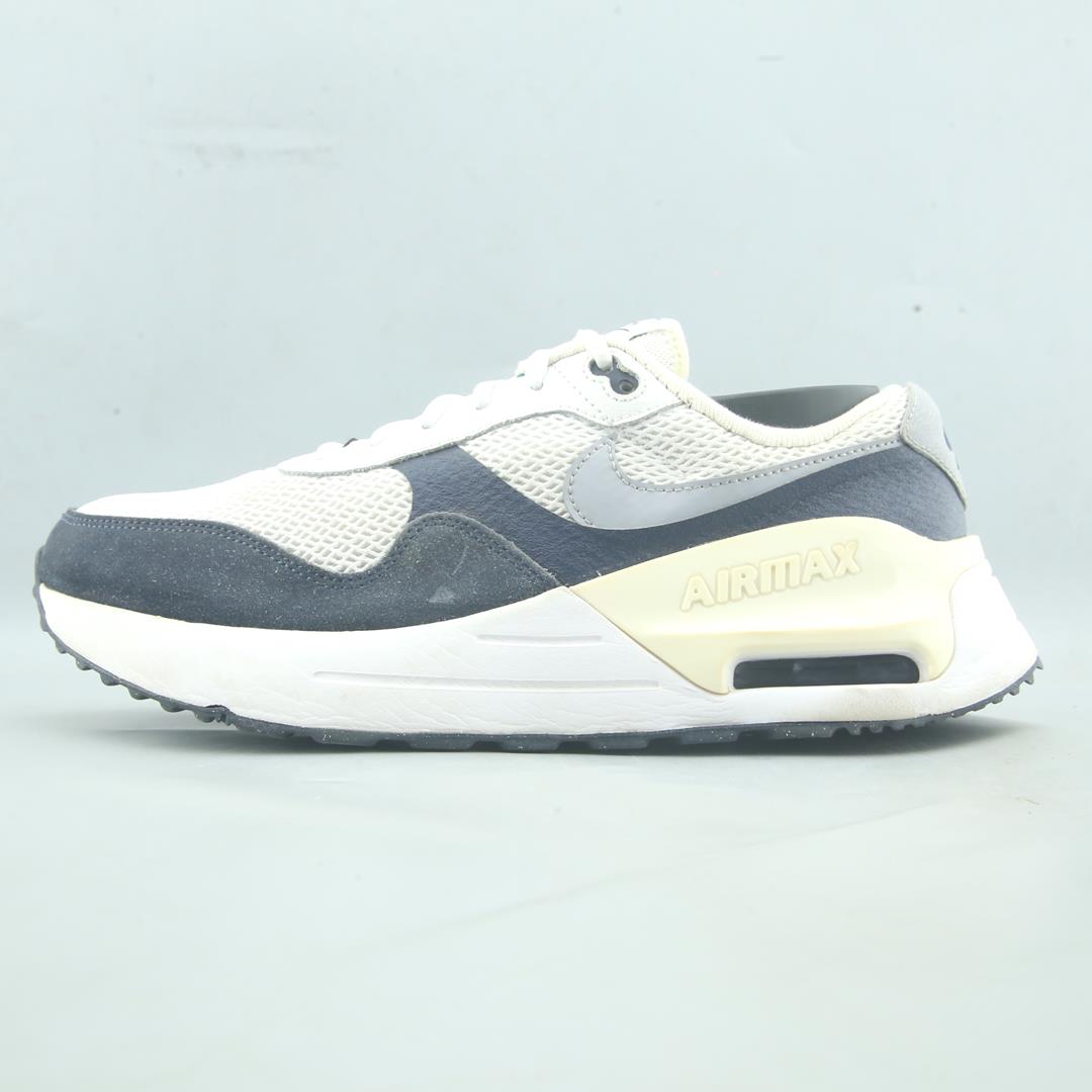 NIKE AIR MAX SYSTM