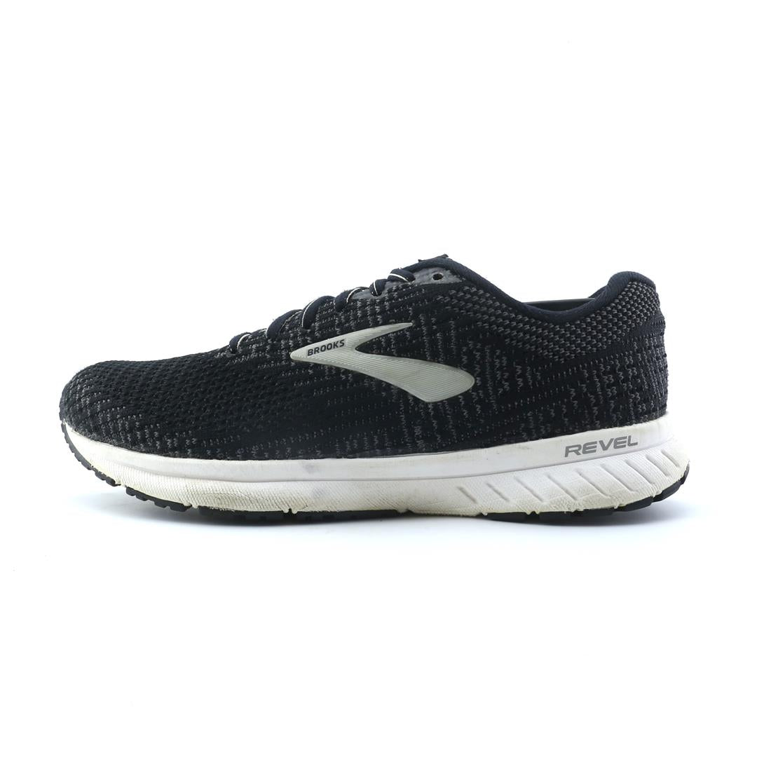 BROOKS REVEL 3