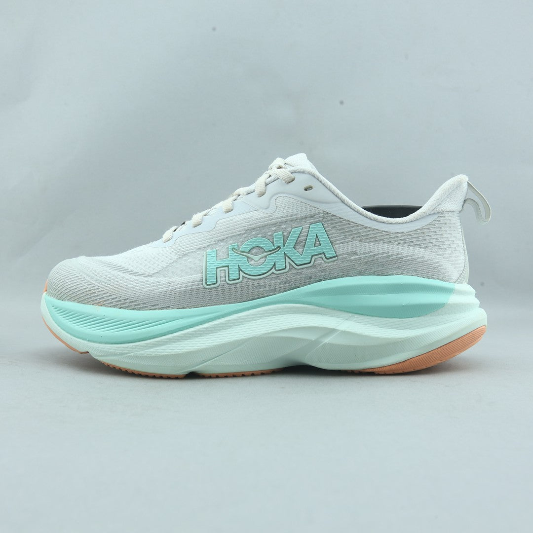 HOKA ONE ONE SKYFLOW