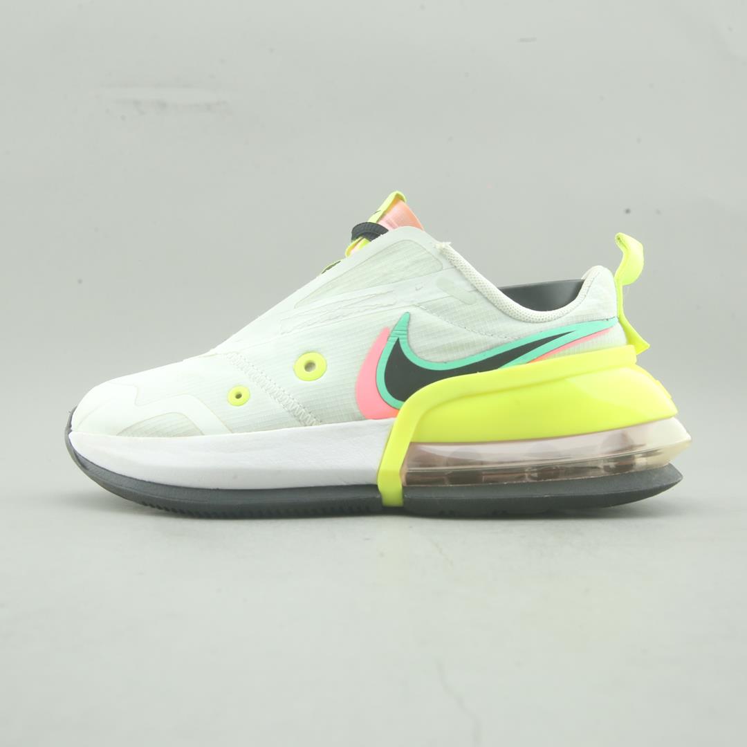 NIKE AIR MAX UP