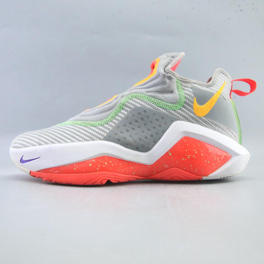 NIKE LEBRON SOLDIER 14