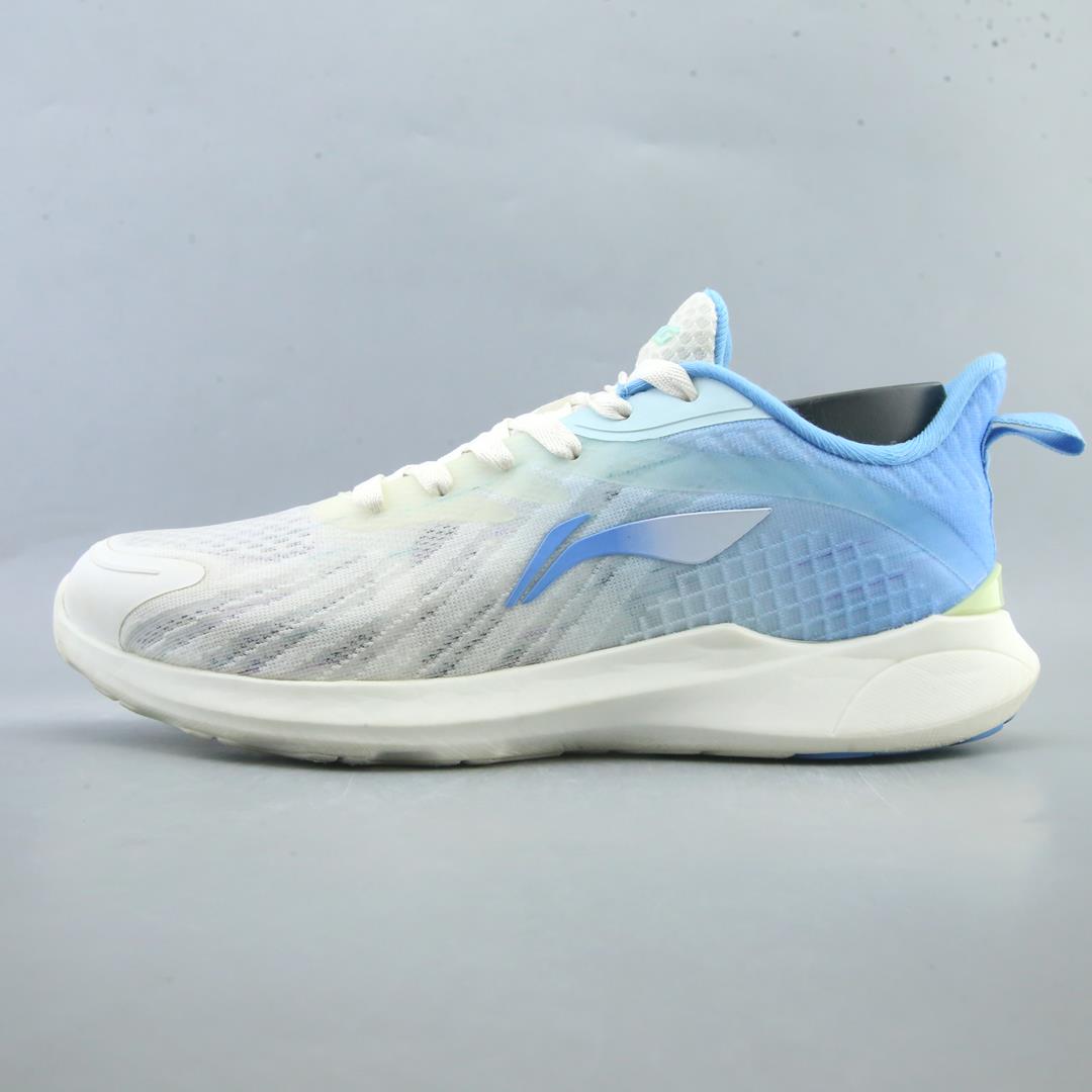 LI-NING LIGHT EASE