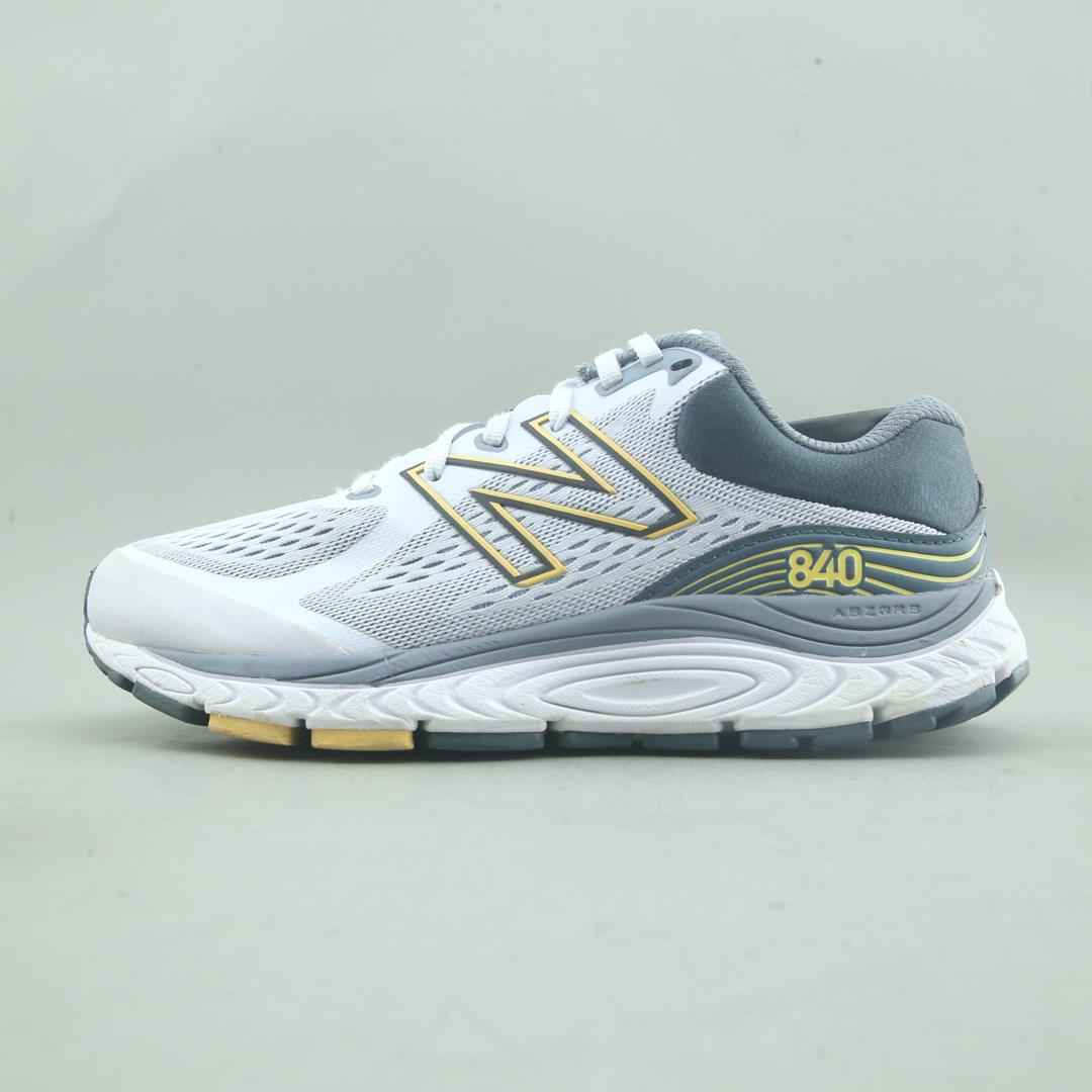 NEW BALANCE 840 V5