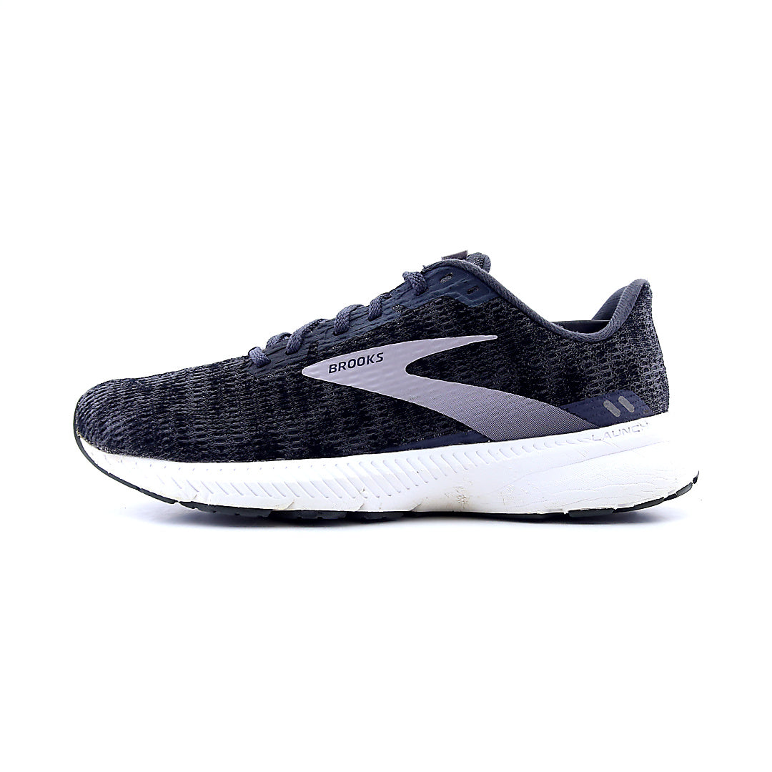 BROOKS LAUNCH 8